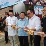 Walikota Serang H. Budi Rustandi Resmikan Pembangunan Betonisasi Jalan, Paving Blok, Drainase, TPT, Renovasi Masjid dan Serahkan 6 Sertifikat Wakaf Masjid di Kelurahan Cilowong